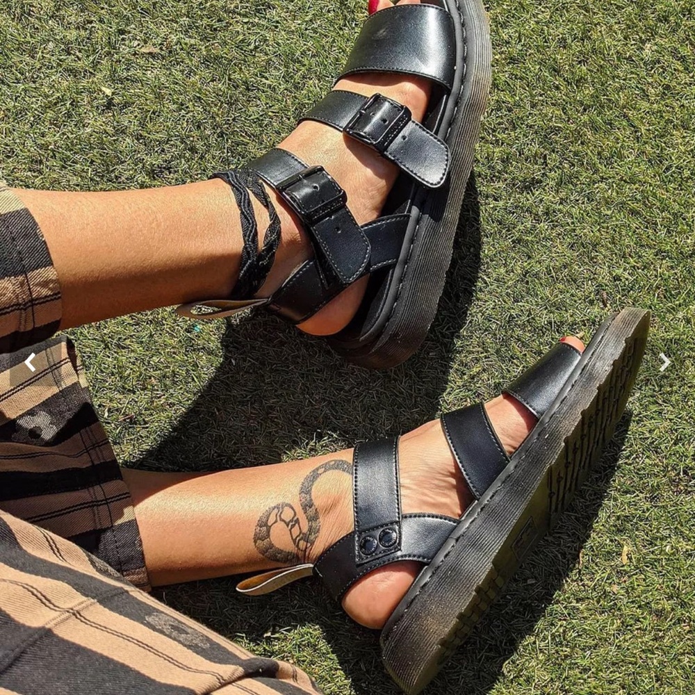 Dr. Martens Vegan Gryphon - Picture 2 of 6